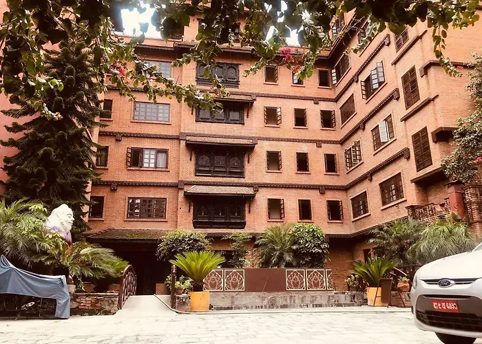 Courtyard Pujan - Thamel 酒店 4*