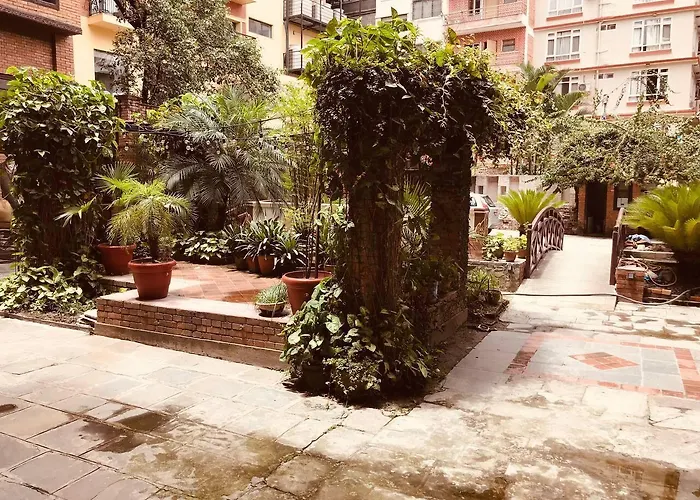 Hotel Courtyard Pujan - Thamel Kathmandu