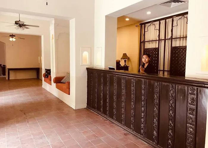 Courtyard Pujan - Thamel 酒店 4*